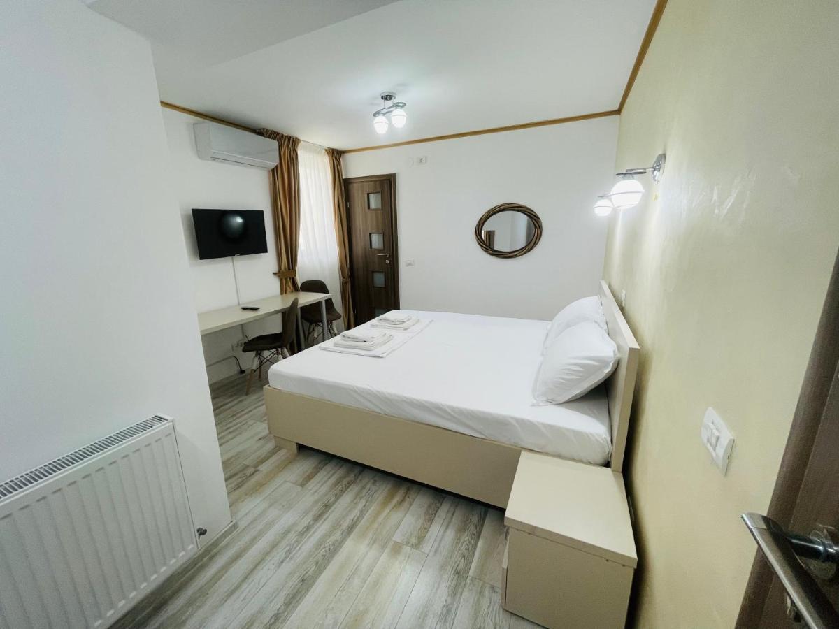 Hotel Marina Srl Bucureşti Exterior foto