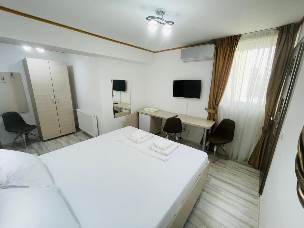 Hotel Marina Srl Bucureşti Exterior foto